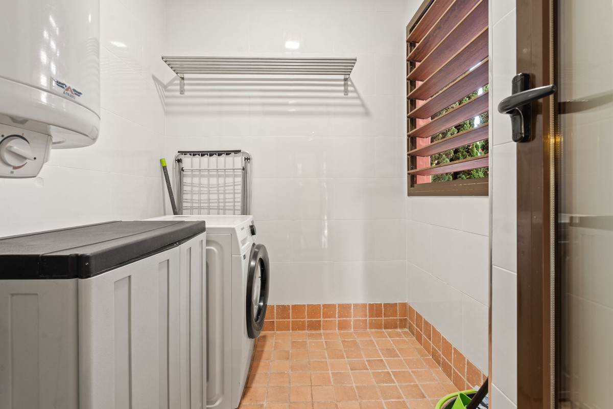 fdd9ea99154e18e735d2ba9b4bdb54dd - 20