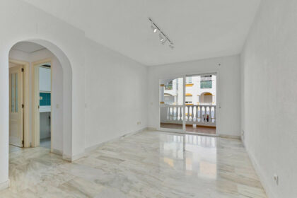 fe0832b2ae53beb56569eb8ca4eaf643 - 4