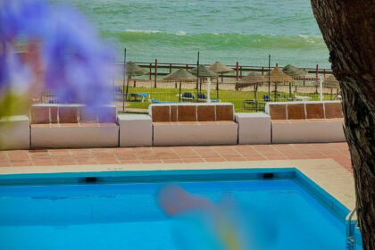 fe2e69ed9b1d7a2462b4c9cc13554d30 - 12