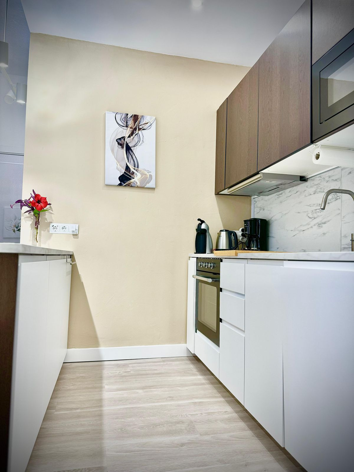 fe2e69ed9b1d7a2462b4c9cc13554d30 - 17