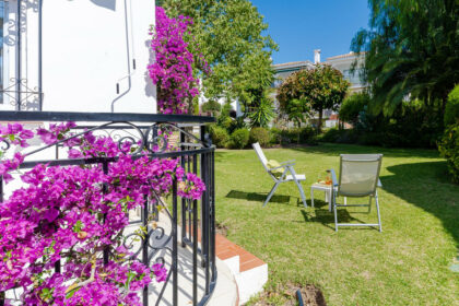 fe90b15d01db8be75dc9b680809ad135 - 13