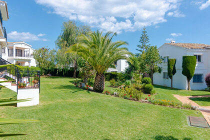 fe90b15d01db8be75dc9b680809ad135 - 19