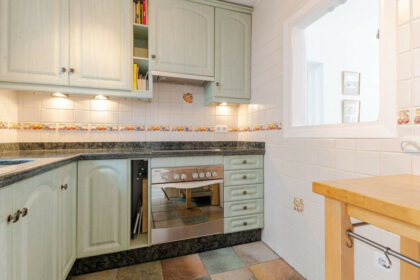 fe90b15d01db8be75dc9b680809ad135 - 9