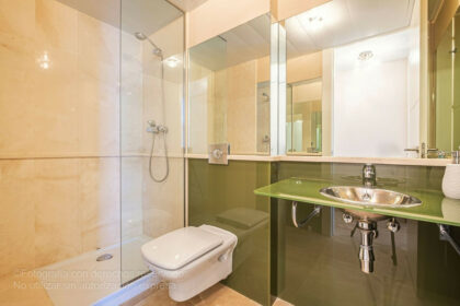 fea9dce9b2794d81e3b76fb77df34b5b - 10