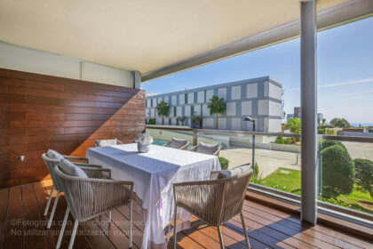 fea9dce9b2794d81e3b76fb77df34b5b - 25