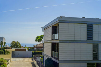 fea9dce9b2794d81e3b76fb77df34b5b - 29