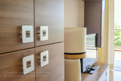 fea9dce9b2794d81e3b76fb77df34b5b - 33