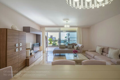 fea9dce9b2794d81e3b76fb77df34b5b - 4