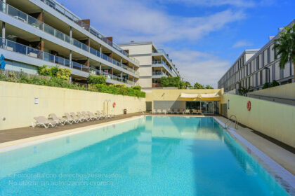 fea9dce9b2794d81e3b76fb77df34b5b - 42