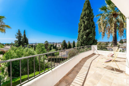 feaafdde6bbda4c9d5e157b4a4ff580a - 22