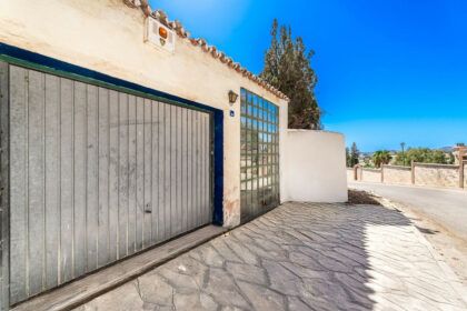 feaafdde6bbda4c9d5e157b4a4ff580a - 46