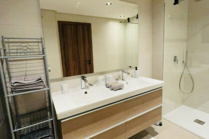 fec68154f50fcf496af8bbe43a5502d5 - 18