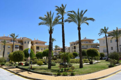 ff03a90382b3c0b4ac366d897058c3bc - 16