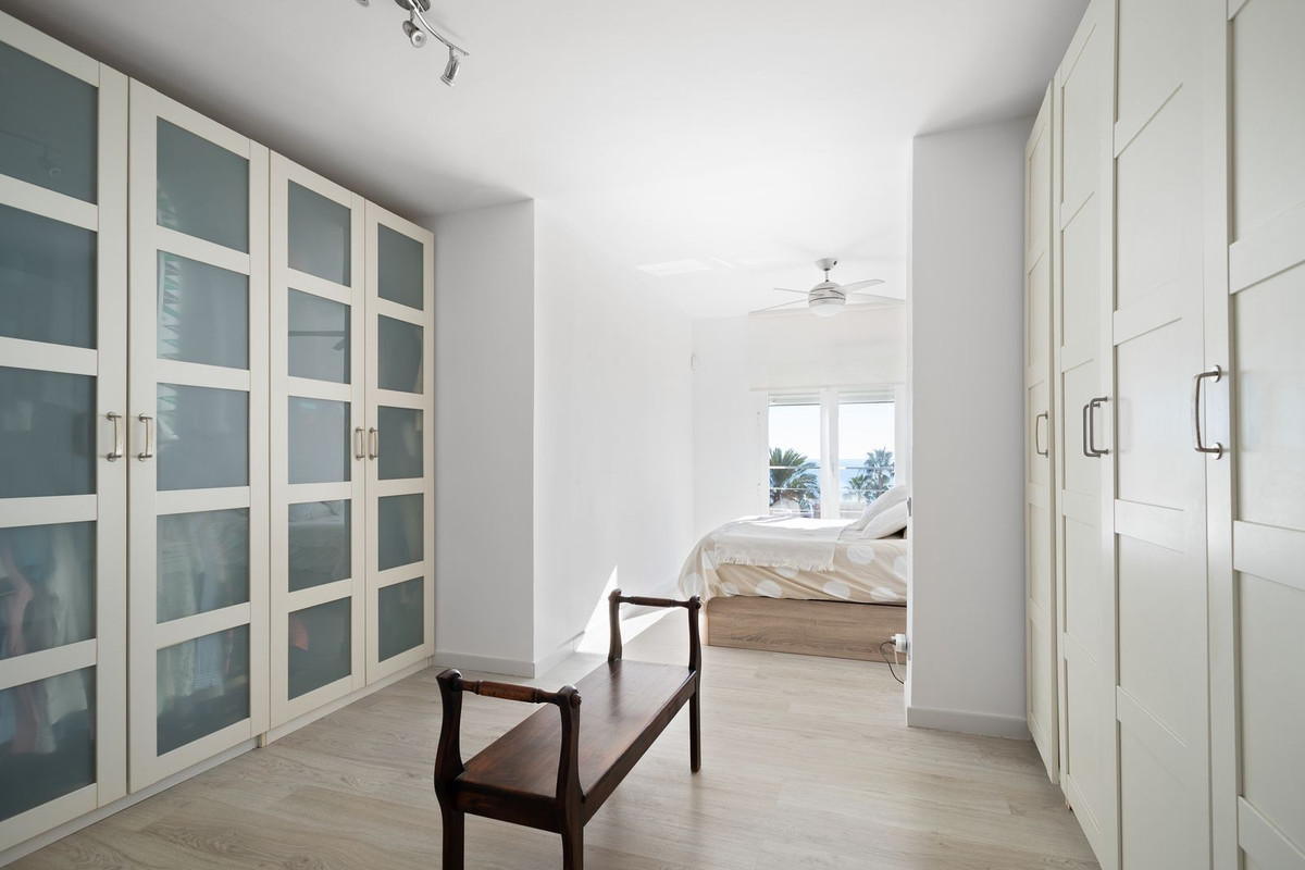 ffe7b19efe6dfffa419bf64bec2b402d - 8