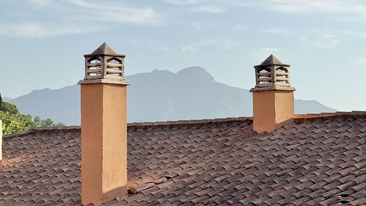 0018aad57330ec8a814c8595c9227a08 - 10