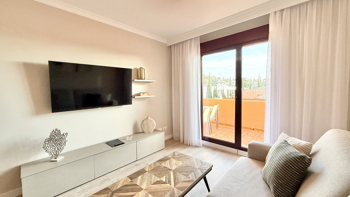 0018aad57330ec8a814c8595c9227a08 - 11