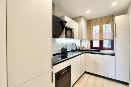 0018aad57330ec8a814c8595c9227a08 - 14