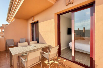 0018aad57330ec8a814c8595c9227a08 - 2