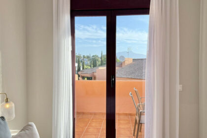 0018aad57330ec8a814c8595c9227a08 - 25