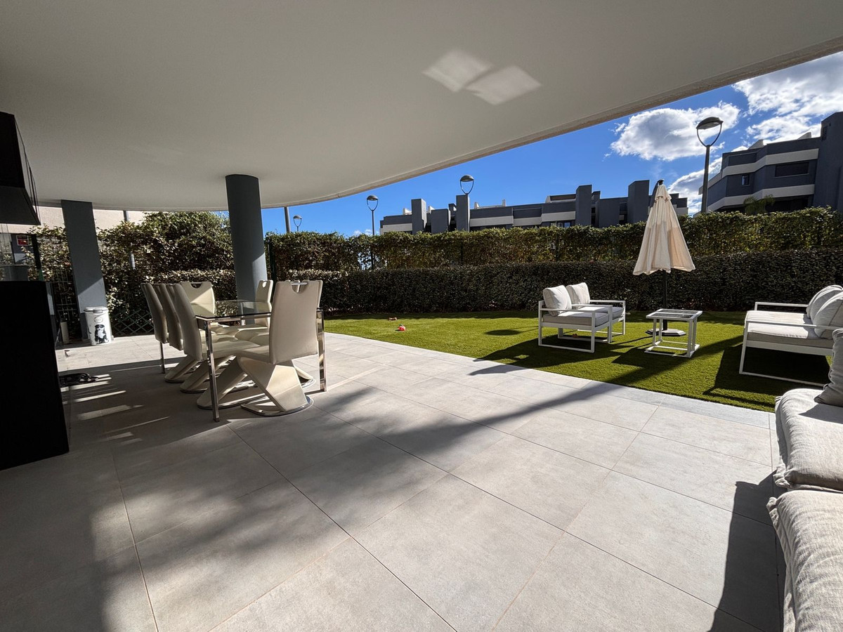 001ab151e9136ef80ca1f7ee02d5a2e1 - 11