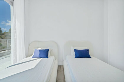 020317465d4a8970829220aa759897b7 - 25