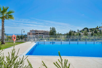 020317465d4a8970829220aa759897b7 - 32