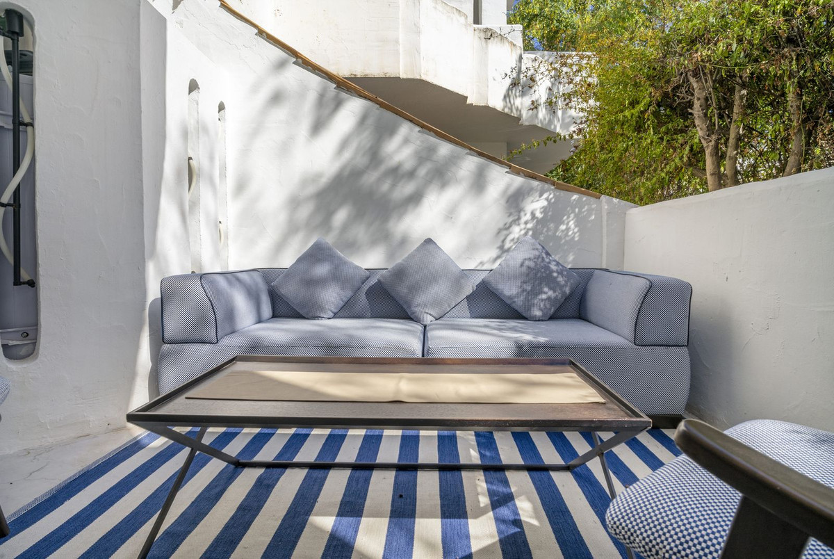 0240242b5f90e1cb360ca5a356d896e3 - 14