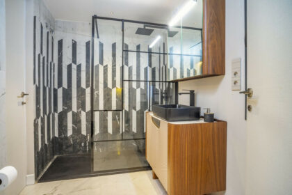 0240242b5f90e1cb360ca5a356d896e3 - 29