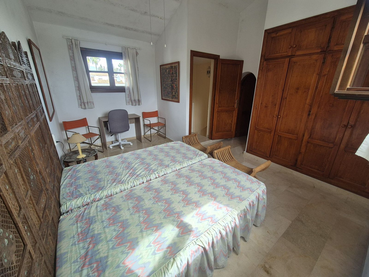 02480bcc5d6f96daa3b88c16c4334992 - 33