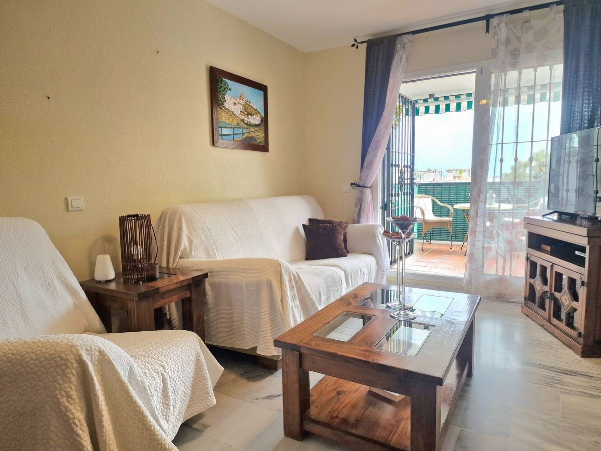 0276bf896377a756b04f2a83798619b0 - 15