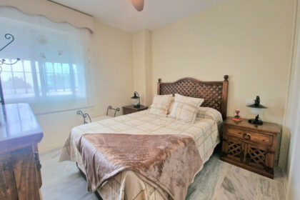 0276bf896377a756b04f2a83798619b0 - 24