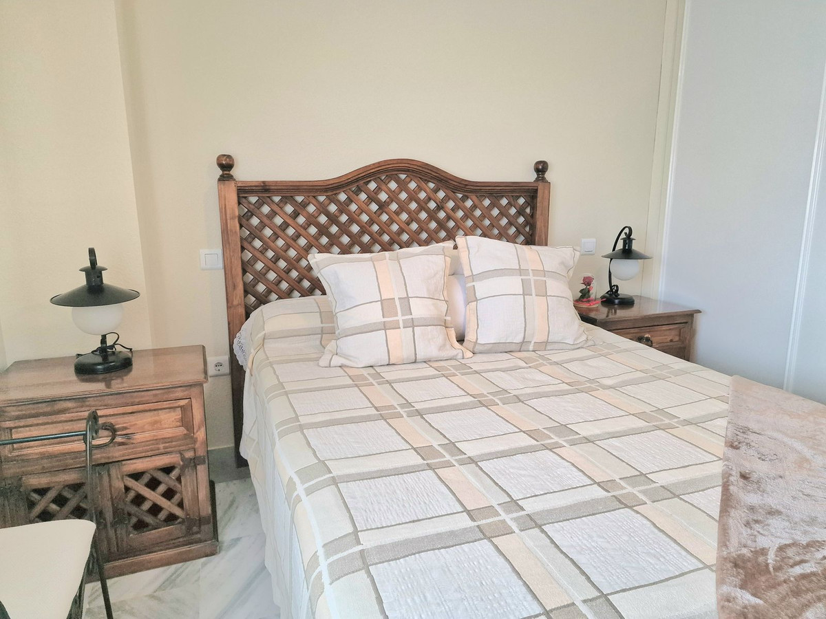 0276bf896377a756b04f2a83798619b0 - 27