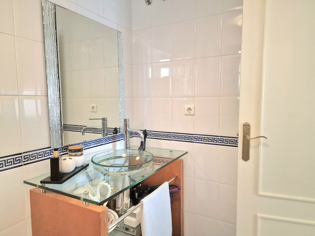 0276bf896377a756b04f2a83798619b0 - 30