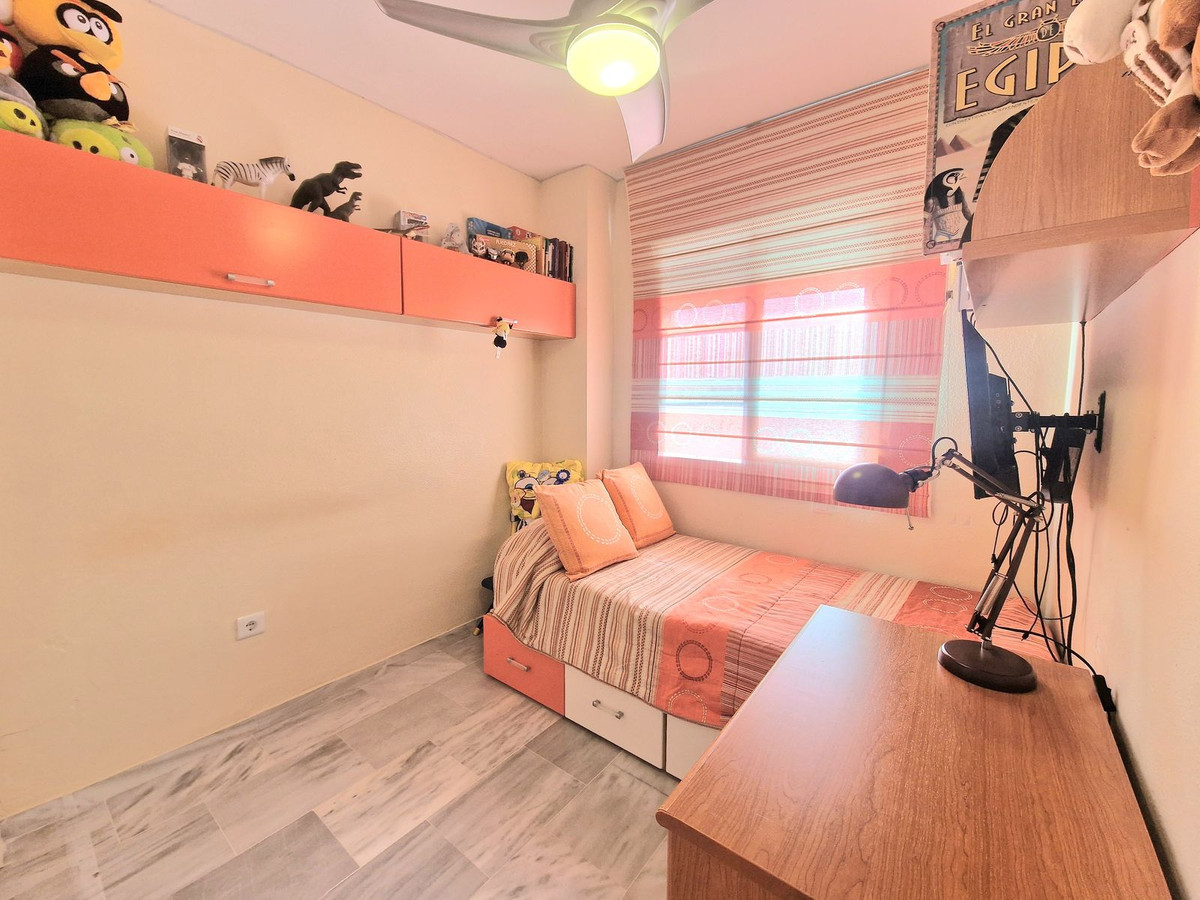 0276bf896377a756b04f2a83798619b0 - 31