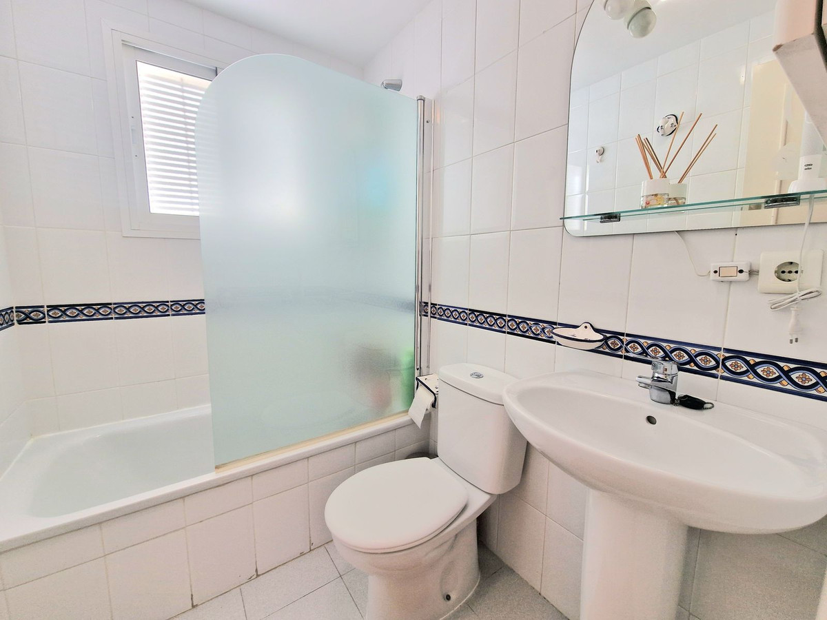 0276bf896377a756b04f2a83798619b0 - 33