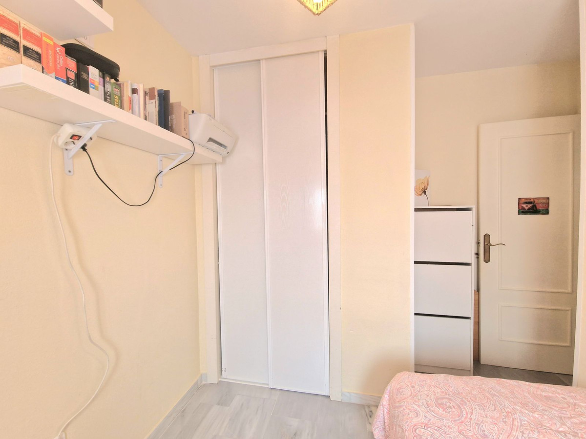 0276bf896377a756b04f2a83798619b0 - 36