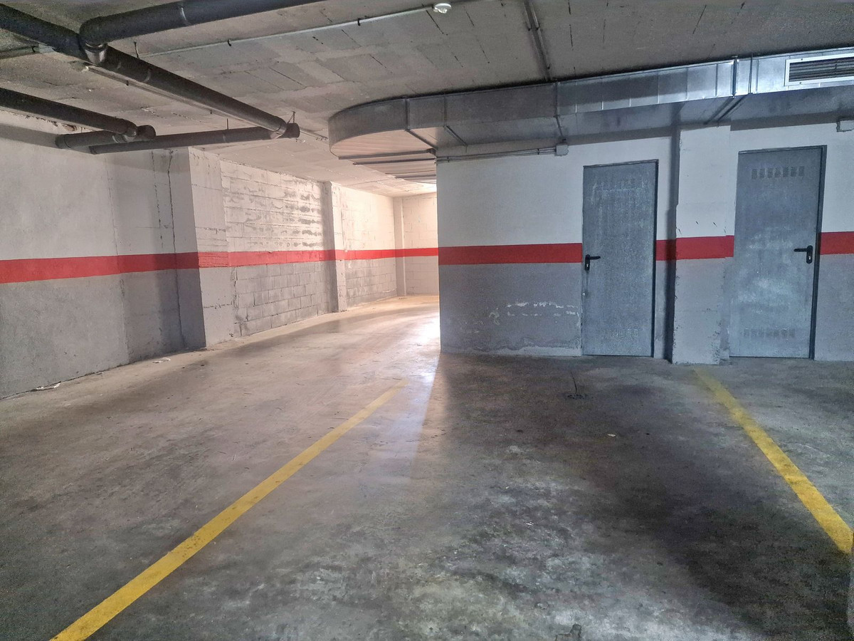 0276bf896377a756b04f2a83798619b0 - 39