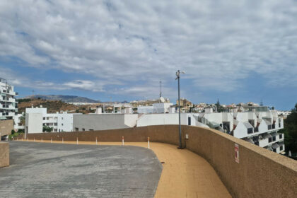 0276bf896377a756b04f2a83798619b0 - 41