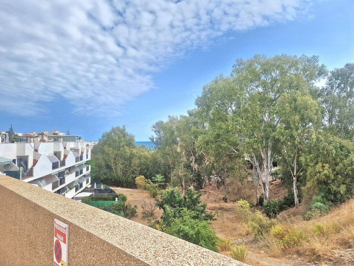 0276bf896377a756b04f2a83798619b0 - 42