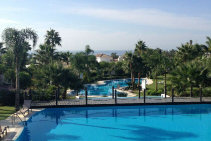 028ec94fed25ccae9f4ea2a365a28888 - 13