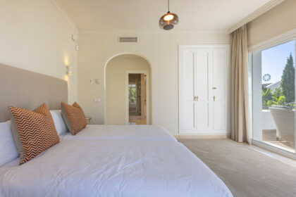 036b09b04a0ecb6d65833714f4a0b516 - 11