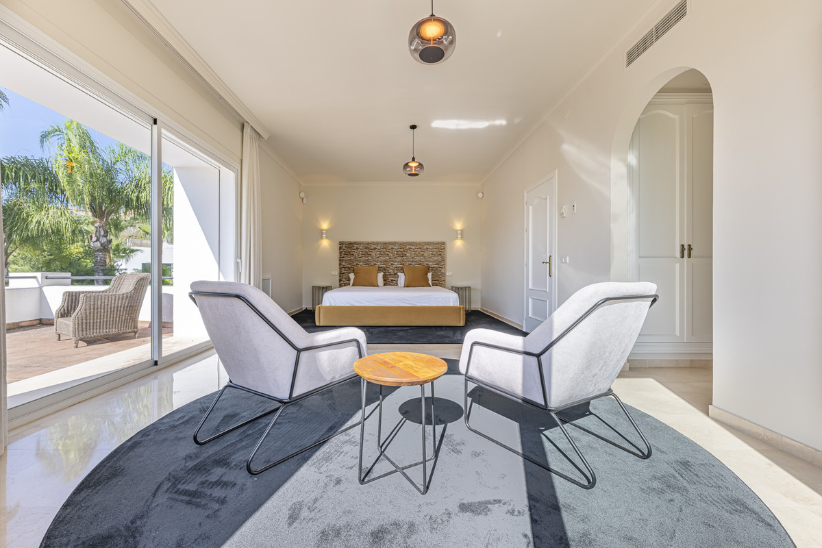 036b09b04a0ecb6d65833714f4a0b516 - 18