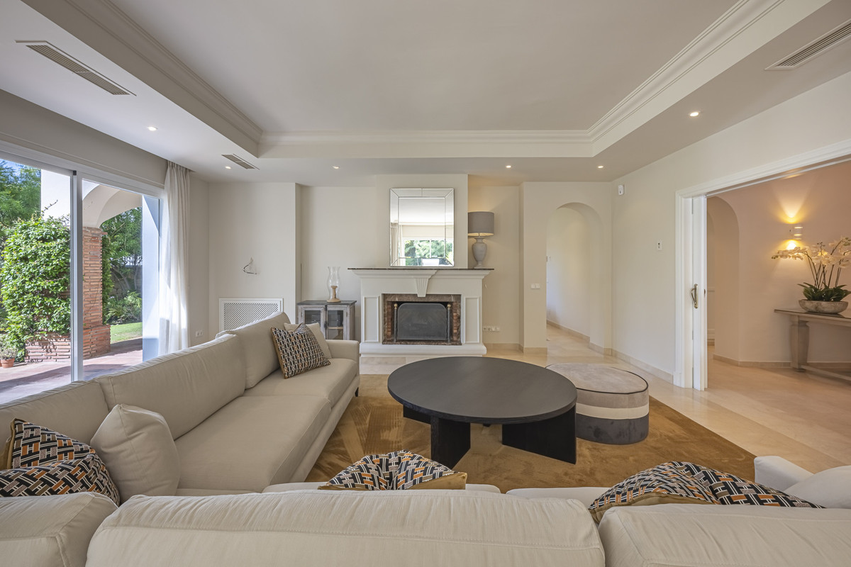 036b09b04a0ecb6d65833714f4a0b516 - 2