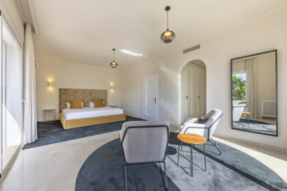 036b09b04a0ecb6d65833714f4a0b516 - 21