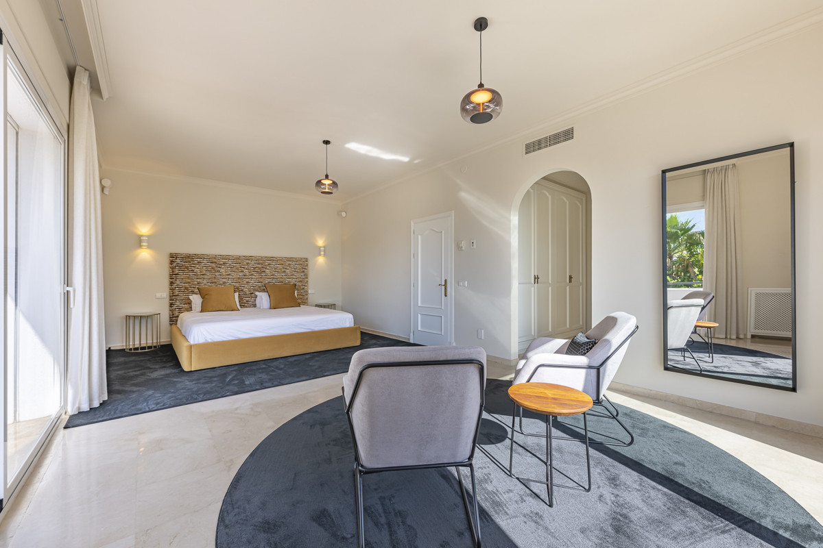 036b09b04a0ecb6d65833714f4a0b516 - 21