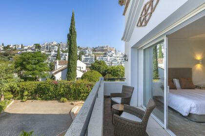 036b09b04a0ecb6d65833714f4a0b516 - 22