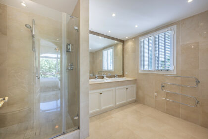 036b09b04a0ecb6d65833714f4a0b516 - 29