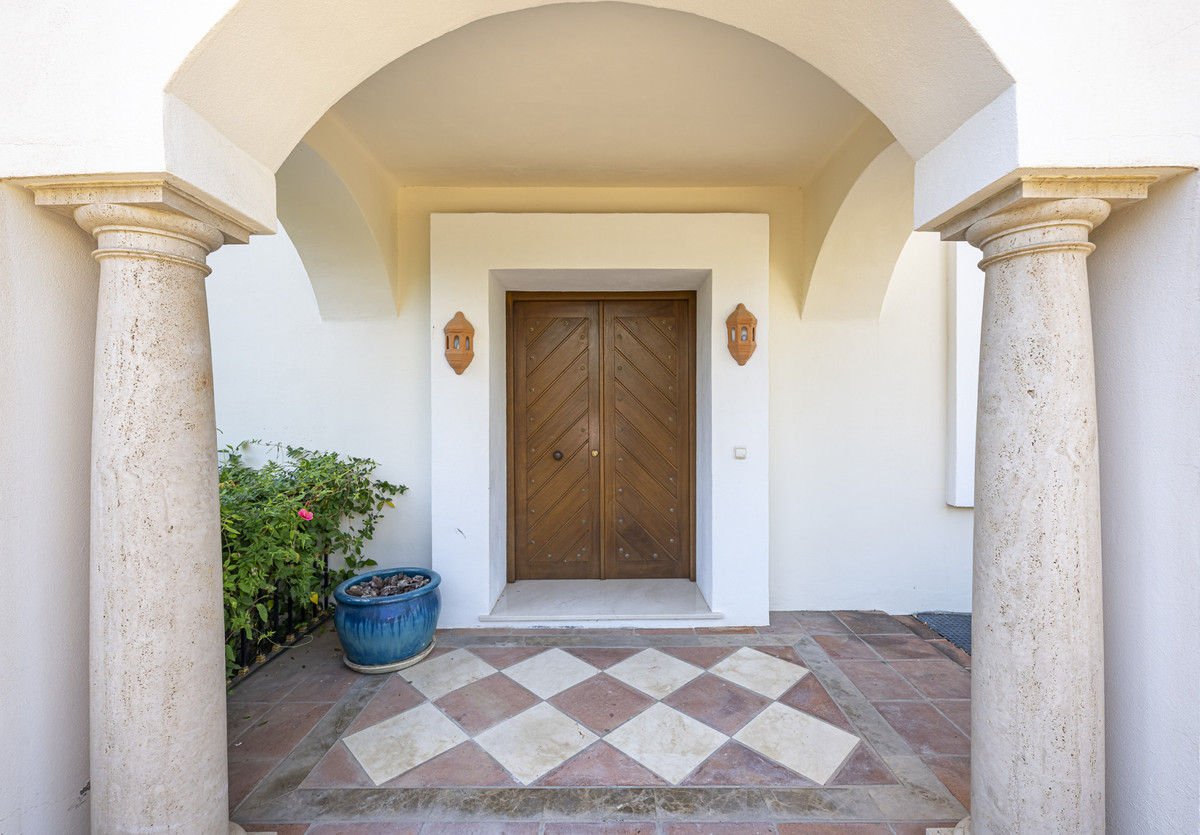 036b09b04a0ecb6d65833714f4a0b516 - 43