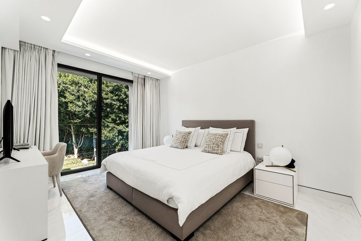 05154cc76f3d2f00f7df7d7b17a699aa - 14