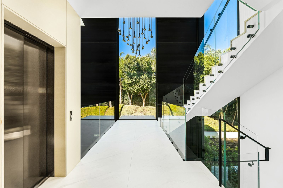 05154cc76f3d2f00f7df7d7b17a699aa - 22